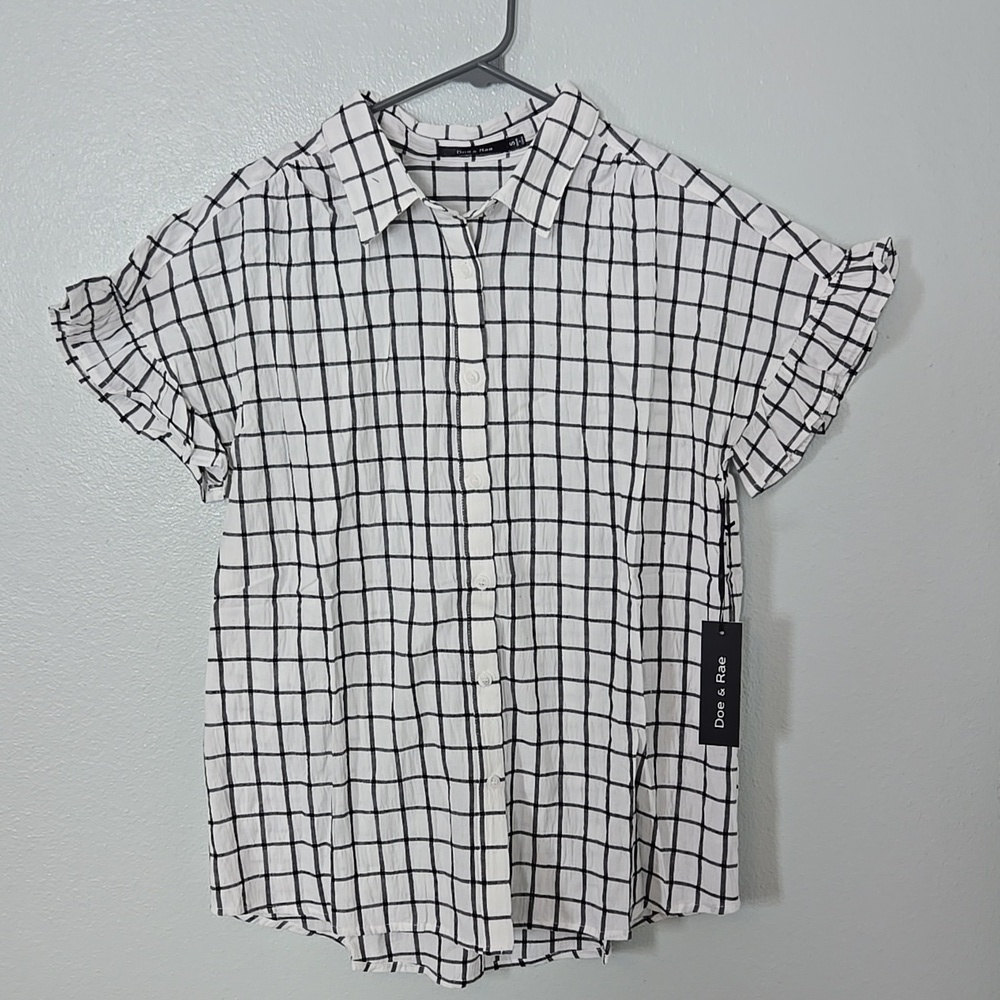 Doe & Rae | NWT White Plaid Ruffle Sleeve Top Size Small
